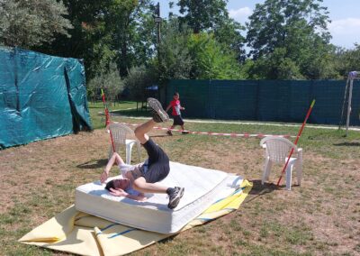 Olimpiadi al campo estivo del Girasole con i bambini 8-11 anni-il salto in alto